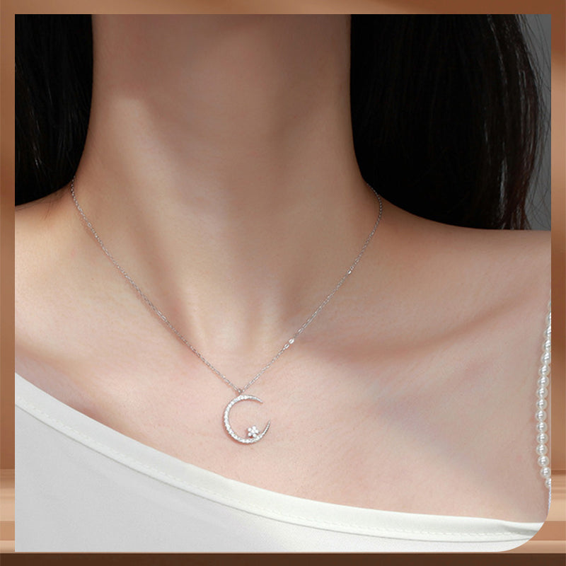 ??Bright Night: Moon Star Necklace
