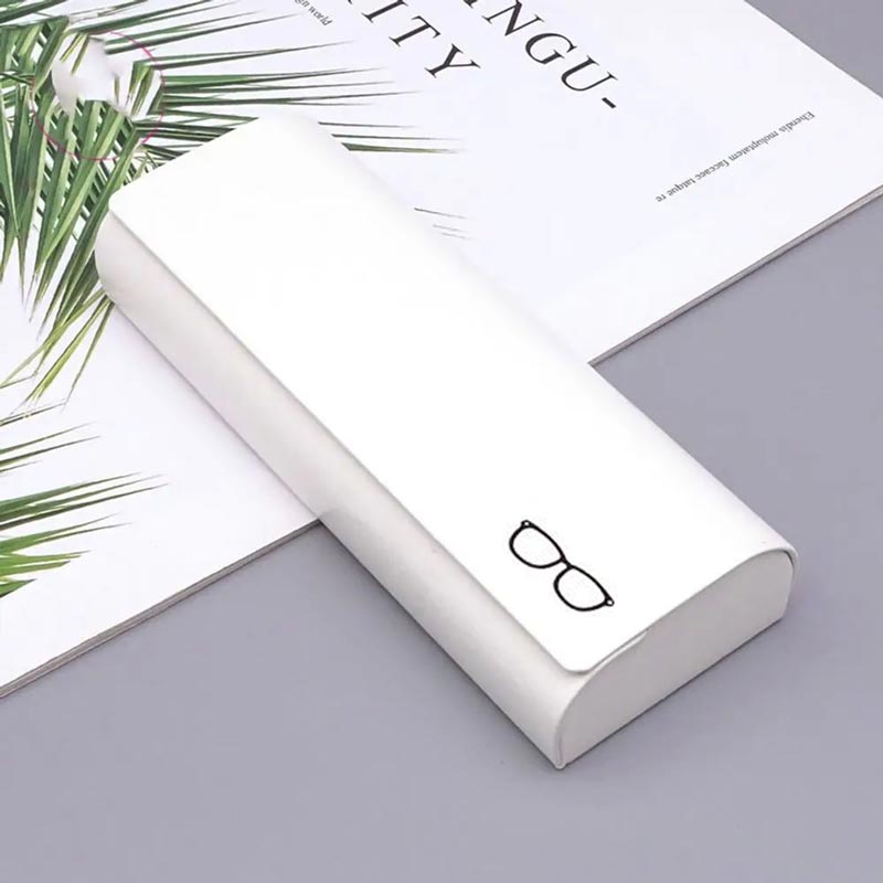 Minimalist Hard Leather Glasses Case